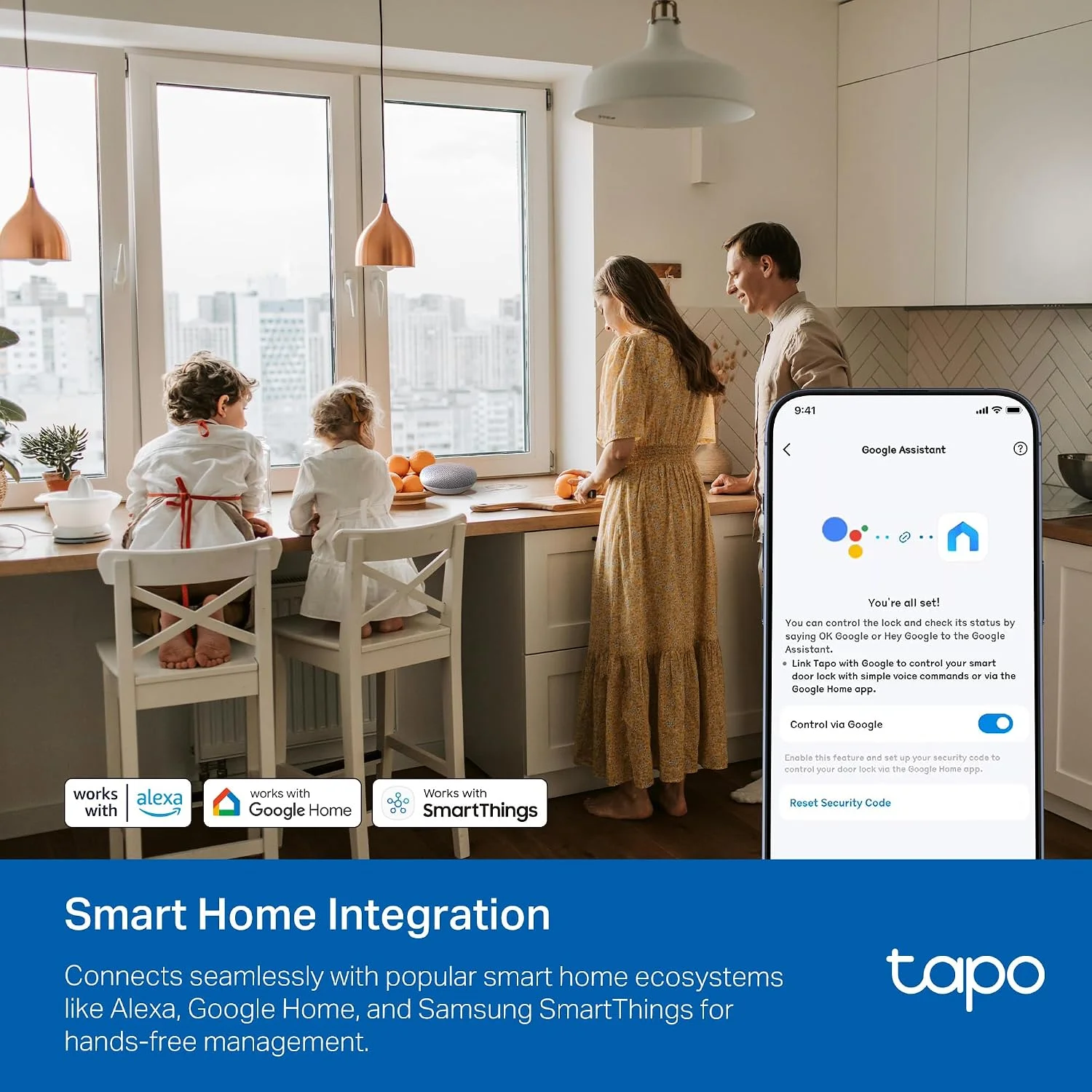 USB-C recharging the battery of the Tapo smart lock
